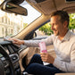 Polijst- en reinigingsspray voor alle oppervlakken in het auto-interieur